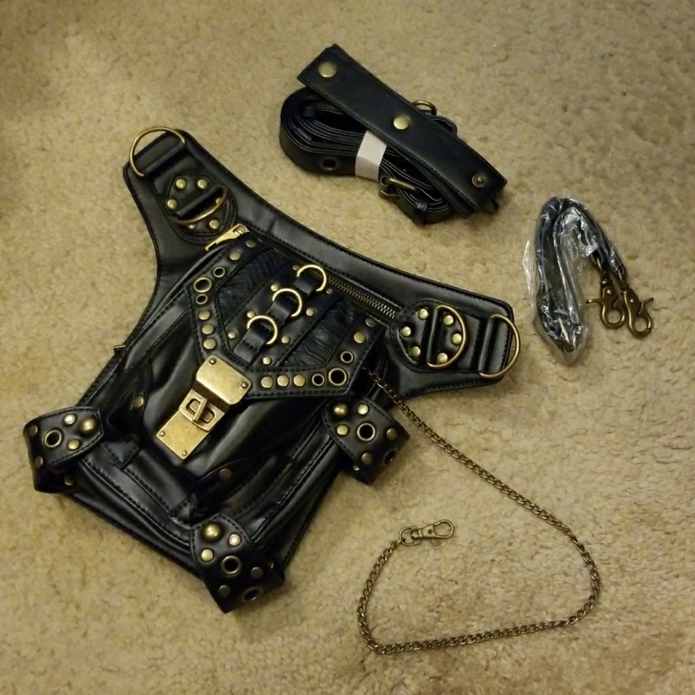 NWT Black Holster Waist Pack Hip Shoulder Bag - Picture 4 of 7